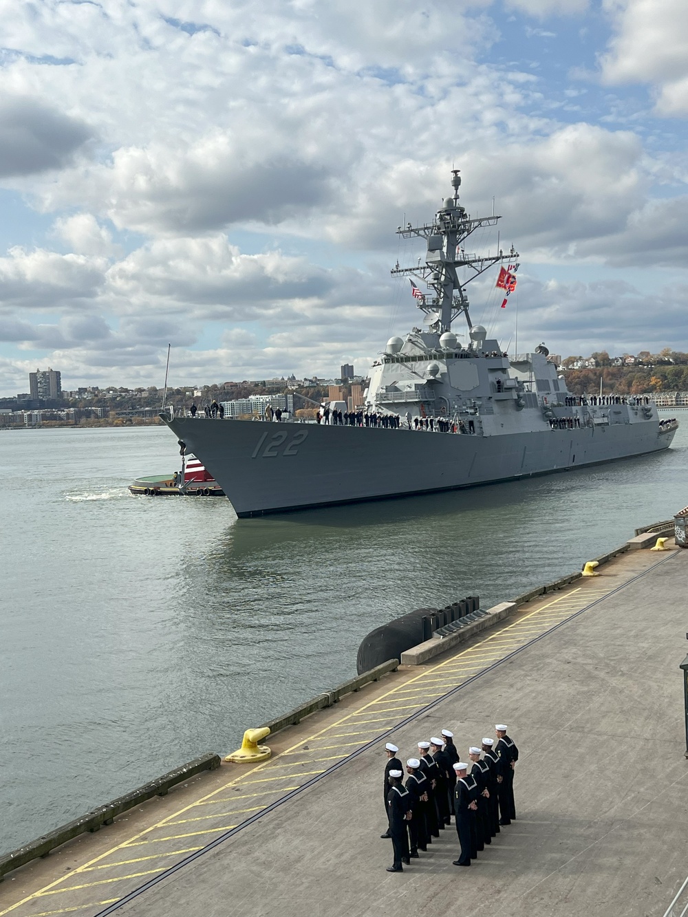 USS John Basilone (DDG 122) Arrives in New York