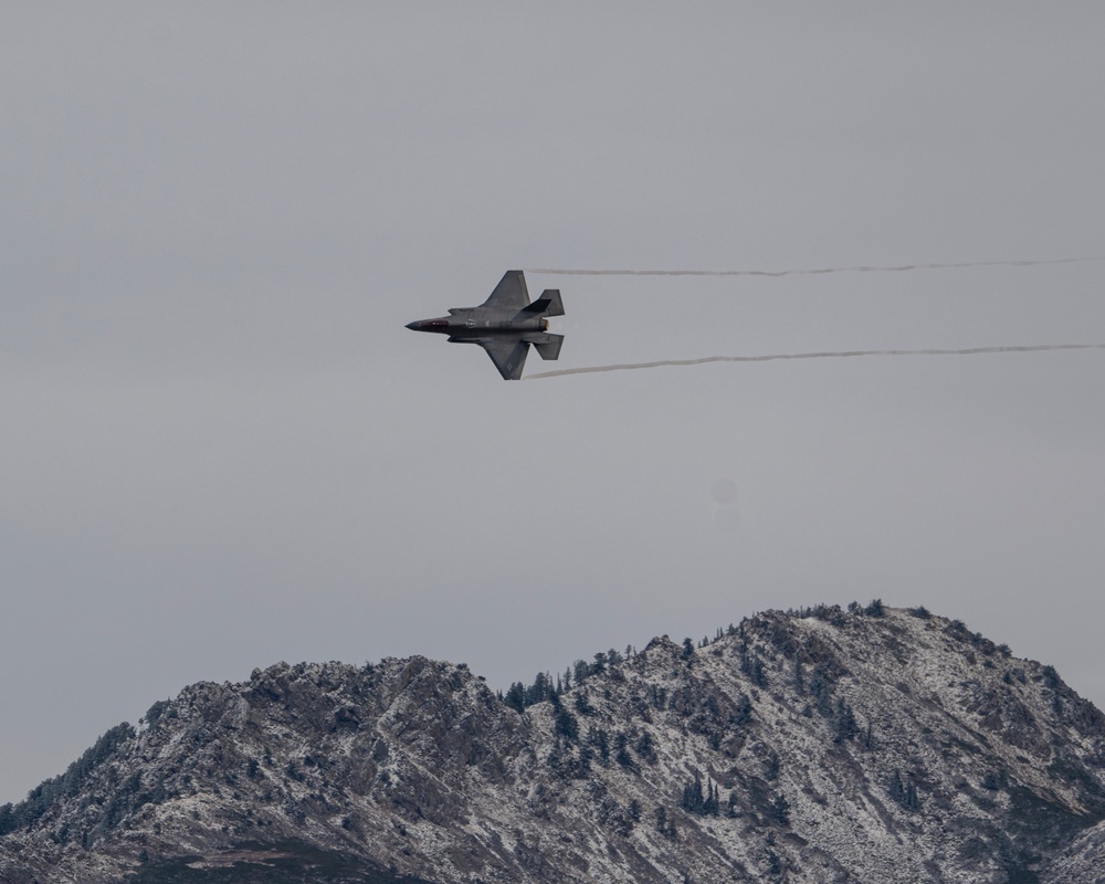 F-35 Demonstration Team practices at Hill AFB