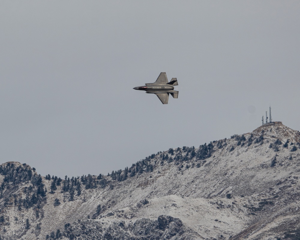 F-35 Demonstration Team practices at Hill AFB