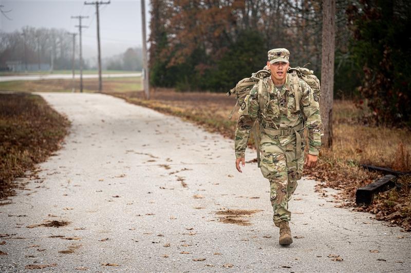 U.S. Soldiers, civilians complete Norwegian military endurance test