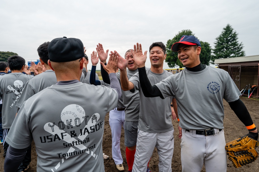 US, JASDF teams strengthen bonds through softball tournament