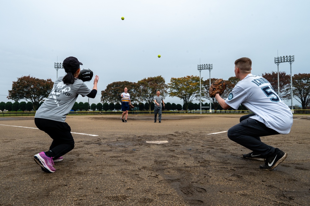 US, JASDF teams strengthen bonds through softball tournament