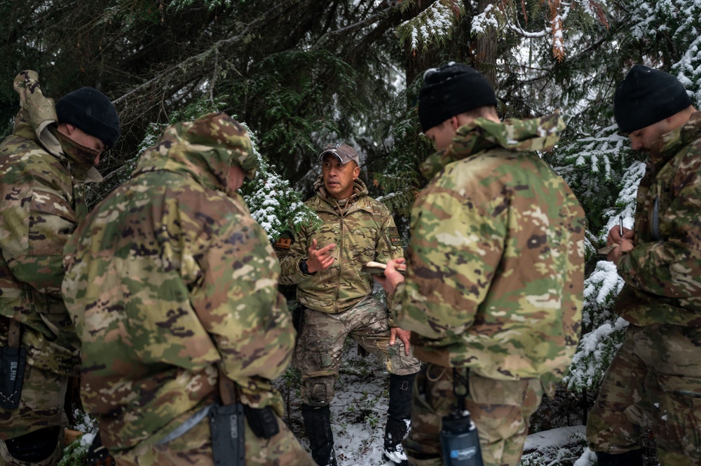 Pre-Team 25-02 performs winter navigation