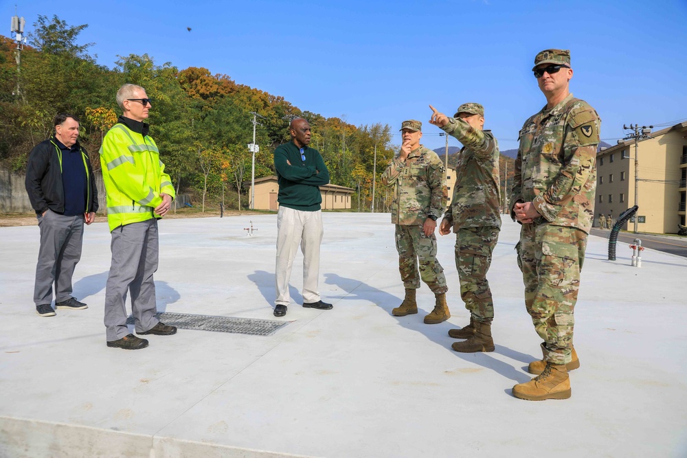 8th Army Commanding General visits Camp Casey/Hovey