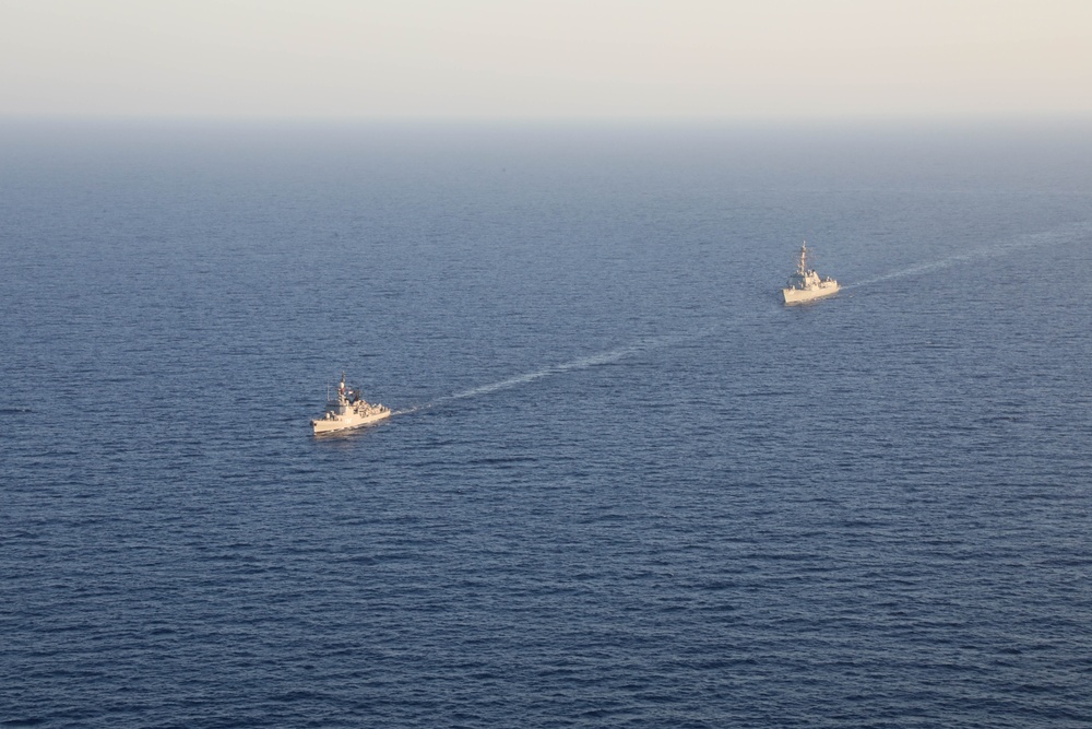 U.S., Egyptian Navies Conduct Bilateral Exercise in Red Sea