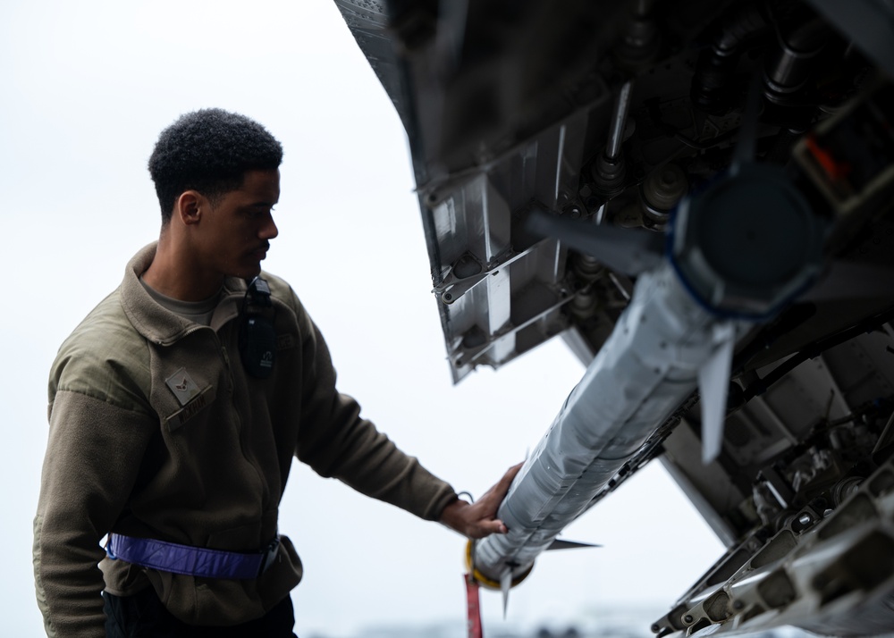 KS25 | USAF, USMC, JASDF take over the skies for Keen Sword 25