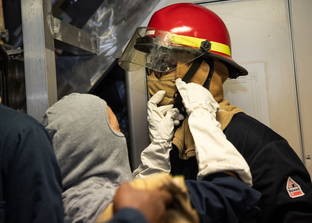 USS Omaha (LCS 12) Conducts Damage Control Drills while Underway