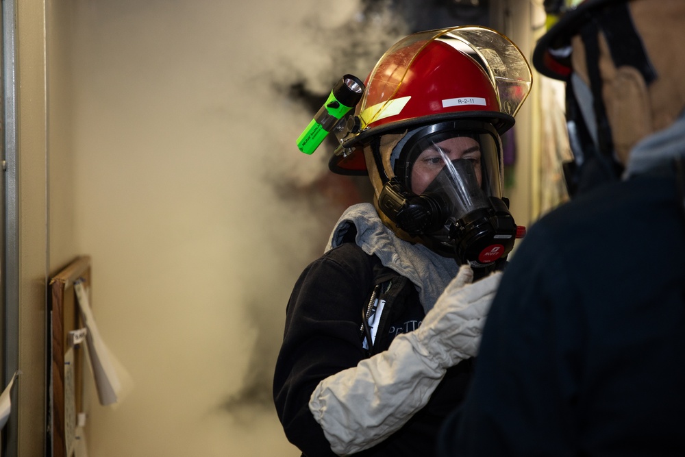 USS Omaha (LCS 12) Conducts Damage Control Drills while Underway