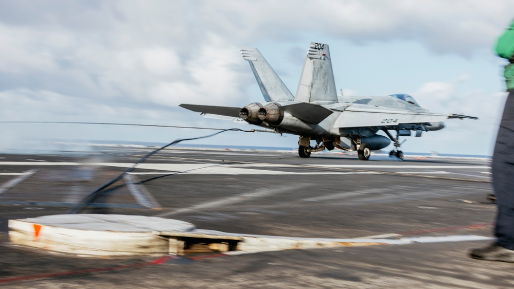 USS George Washington Conducts Flight Operations