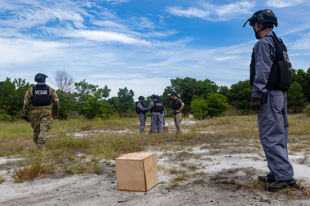 CARAT Malaysia Explosive Ordnance Disposal Practical Demo