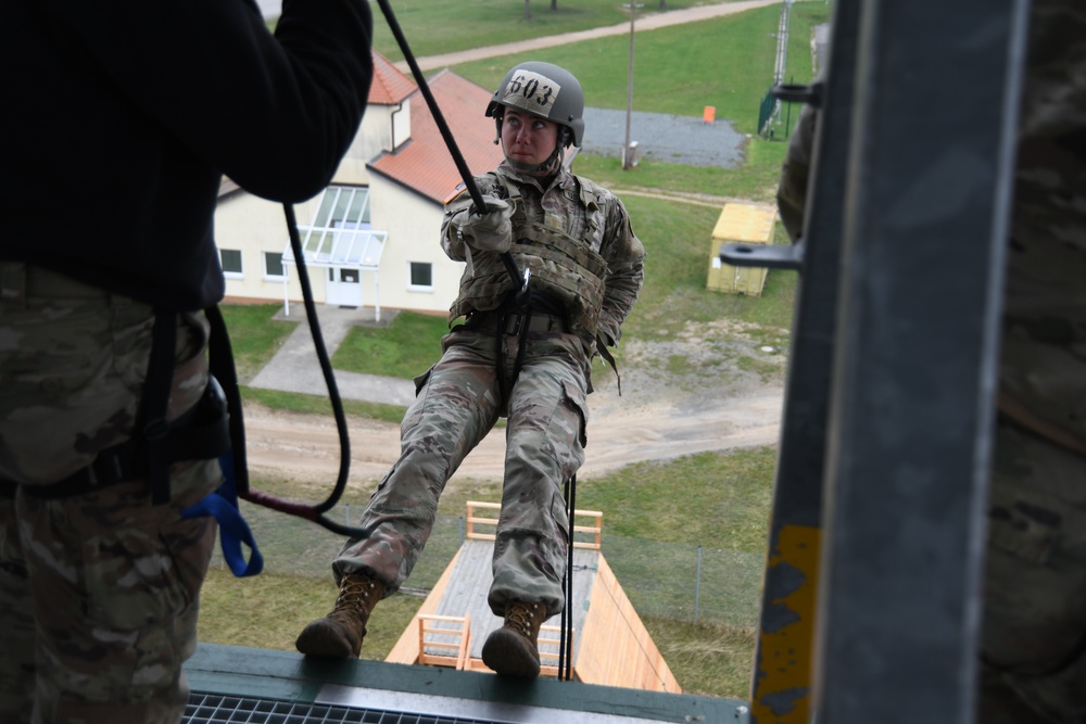 Soldiers complete Air Assault course at GTA