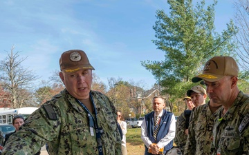 VCNO Jim Kilby Visits PNSY