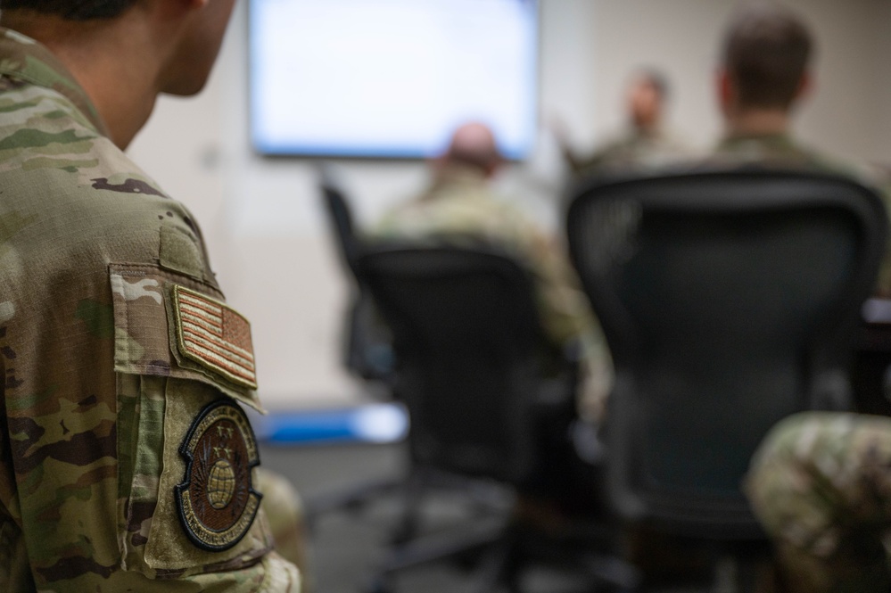 202nd Communications Squadron condicts EOD training