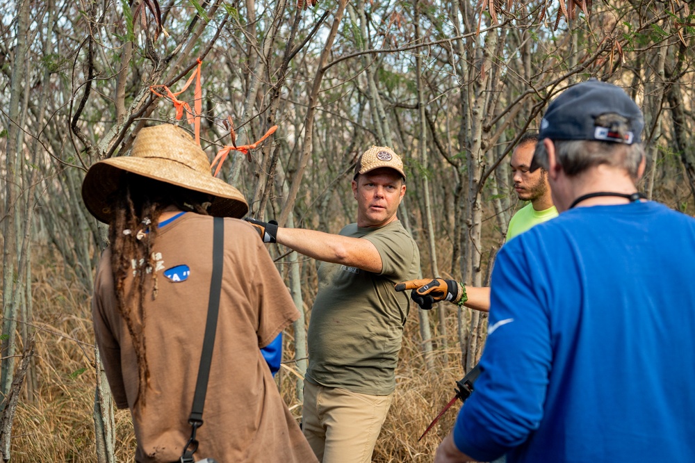 Community workday at Nioiʻula Heiau on Lualualei Naval Annex