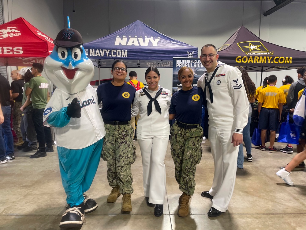 NTAG Miami Sailors Support Veteran Stand Down