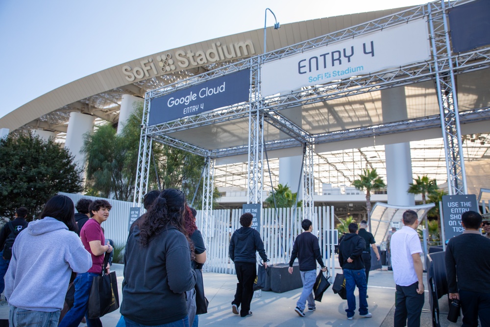 Students Enter Total Army Career Fair