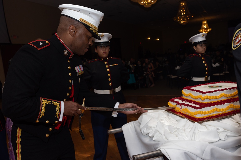 MCCS hosts the Second Annual Marine Corps Family Ball