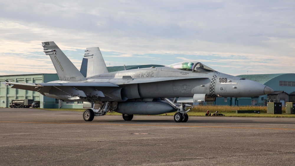 KS 25 | Jets with VMFA-312 begin flight operations out of Komatsu