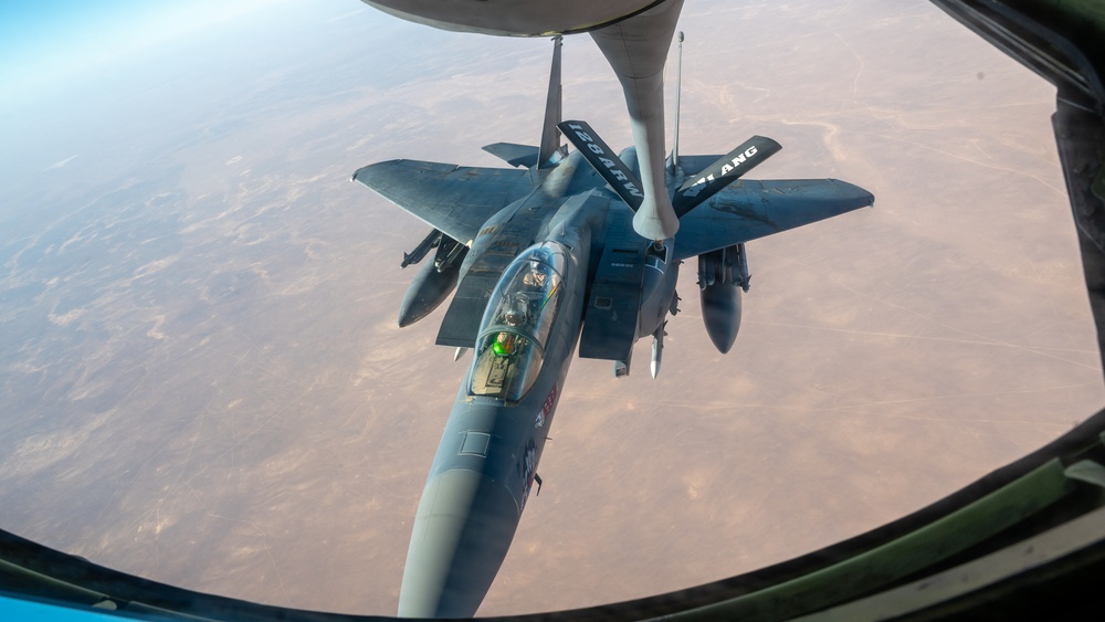 U.S. KC-135 refuels Strike Eagles over CENTCOM