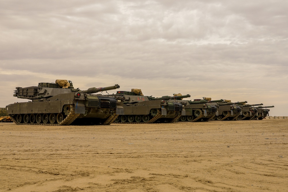 M1A2 SEPv3 Abrams tanks arrive in CENTCOM