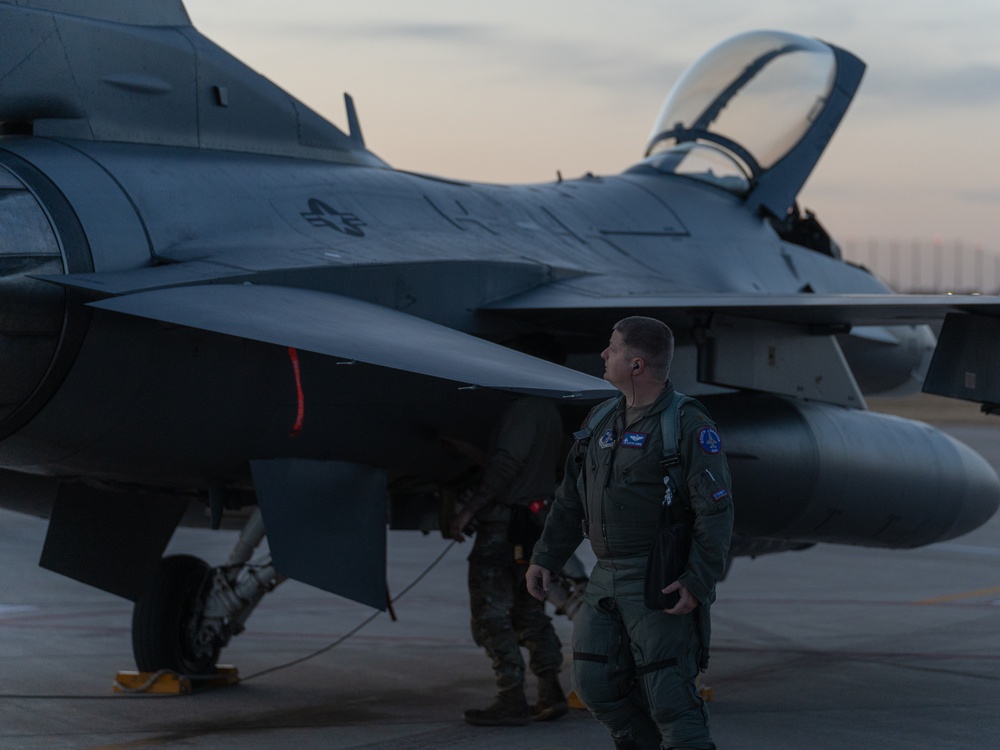 114th Fighter Wing conducts evening operations