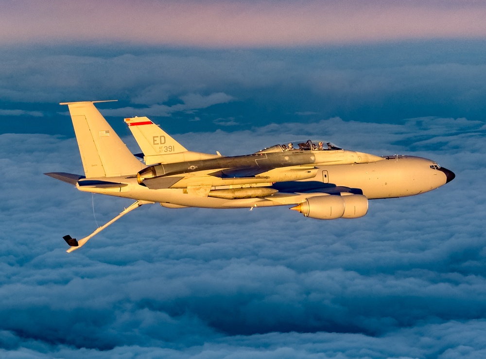 Edwards Aircraft Conduct Night Flight Test Mission