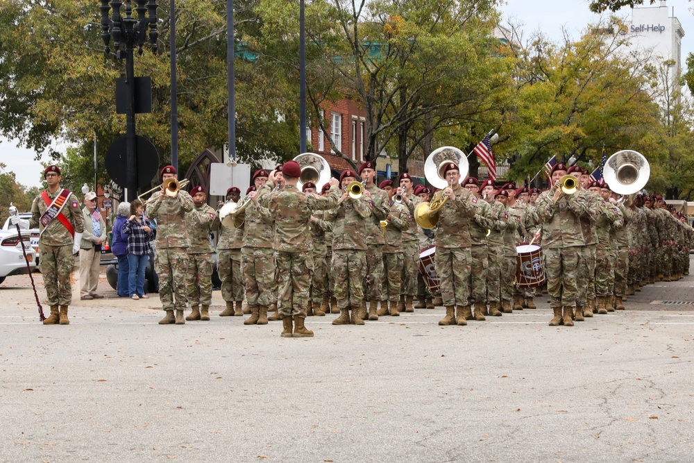 Fayetteville Veterans Day Parade