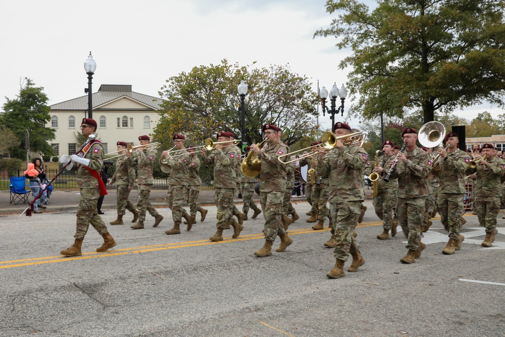 Fayetteville hosts 2024 Veterans Day parade