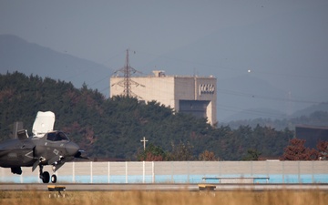 U.S. Marines perform aerial operations during exercise Freedom Flag 24-1