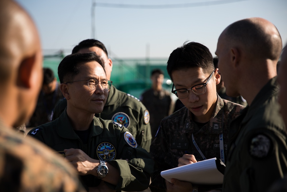 Republic of Korea Rear Admiral visits U.S. Marines during exercise Freedom Flag 24-1