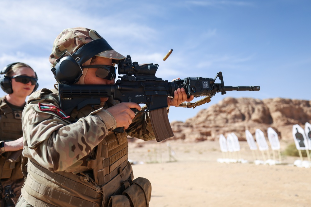 U.S. Marines, Jordanian Armed Forces conduct all-female marksmanship SMEE