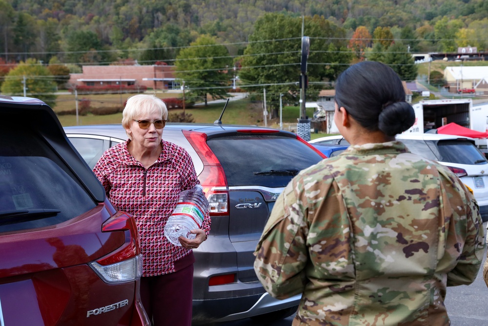 Guard Turns Local Mart into Distribution Point for Western NC Residents