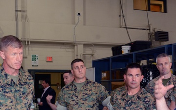 4th Marine Division Commanding General Visits NAVSCIATTS