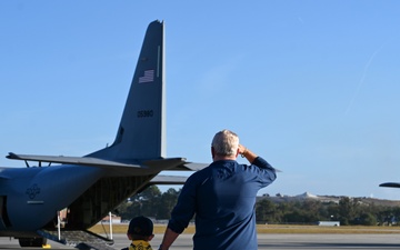 165th Airlift Wing welcomes Cub Scout group visit