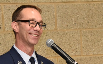 Command Chief Ron Lorenzen retires