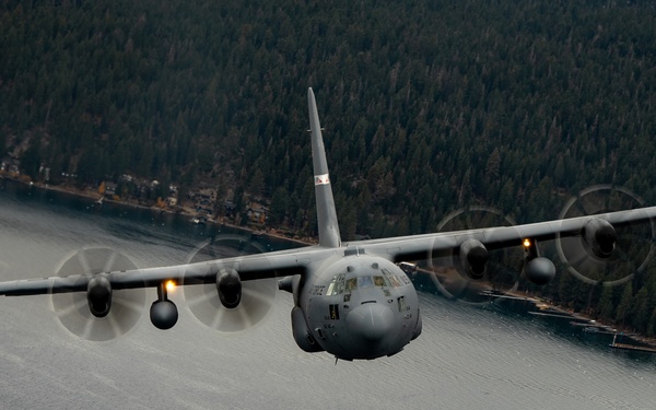 Military spouses take flight on Nevada Air Guard C-130