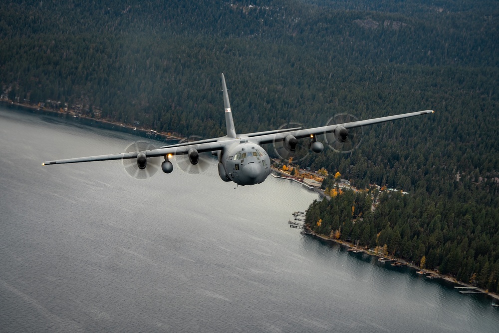 Military spouses take flight on Nevada Air Guard C-130