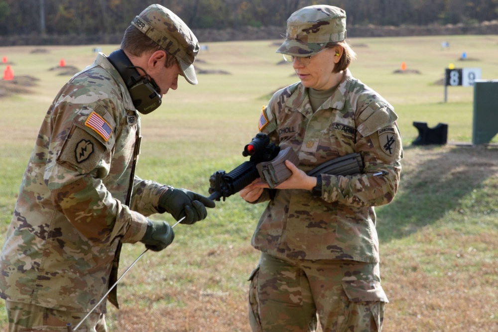 415th Civil Affairs Weapons Qualification