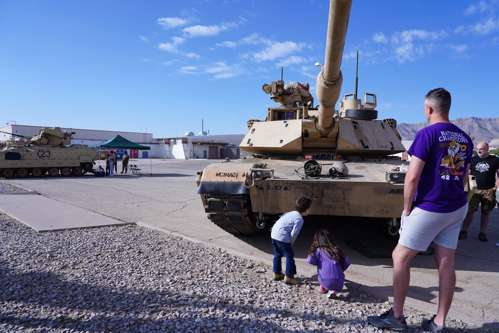 Tank Fest 2024: A Day of Armor and Adventure at Fort Bliss