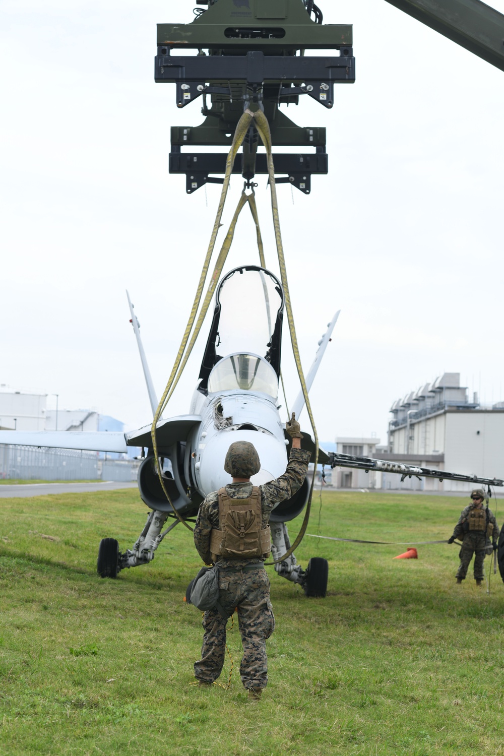 Keen Sword 25: U.S. Marines conduct simulate damaged aircraft recovery at MCAS Iwakuni