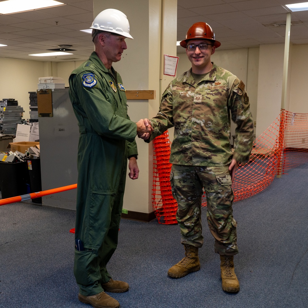 New USFJ/5AF Commander visits Kadena