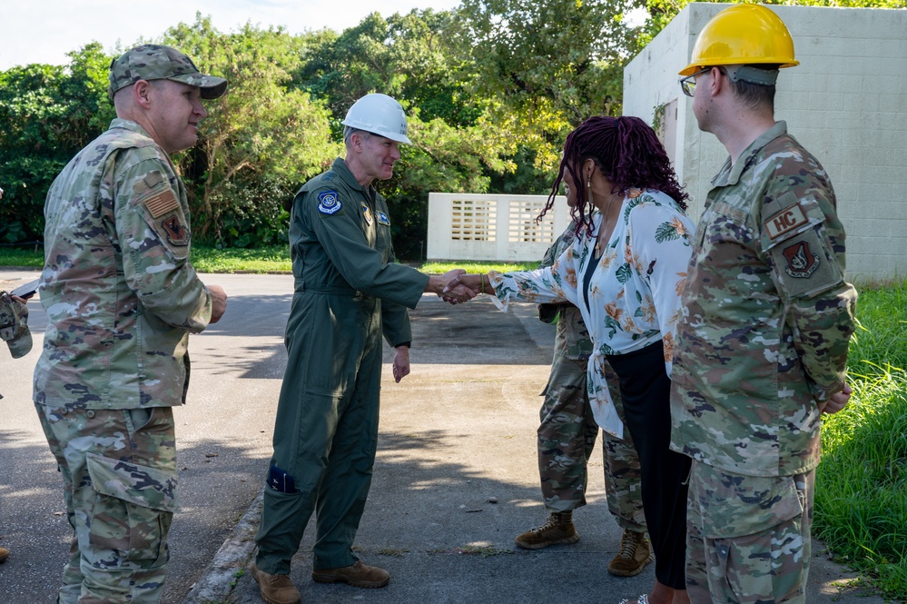 New USFJ/5AF Commander visits Kadena