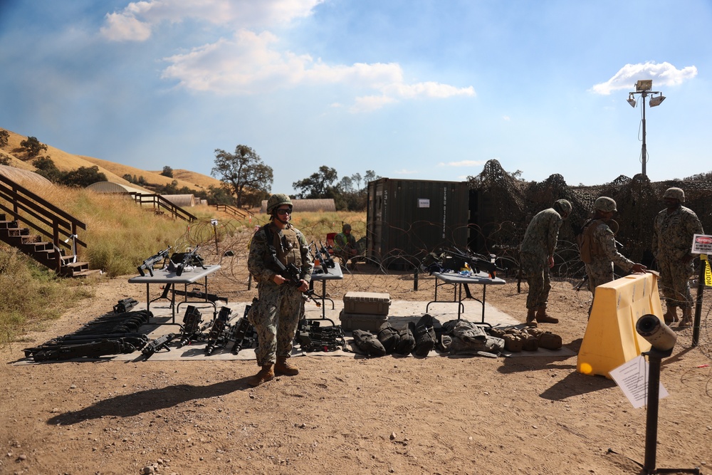 NMCB 4 Seabees at FTX