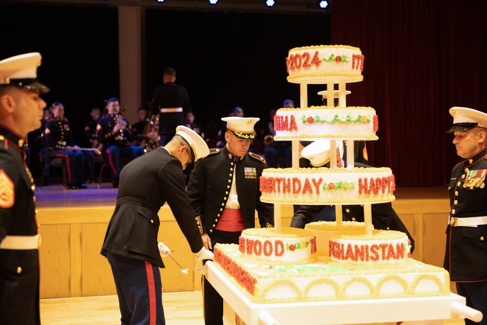 31st MEU celebrates 249th Marine Corps Birthday