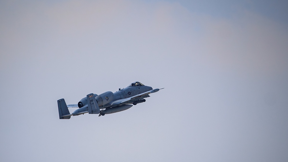 Fighters conduct training sorties in the USCENTCOM AOR