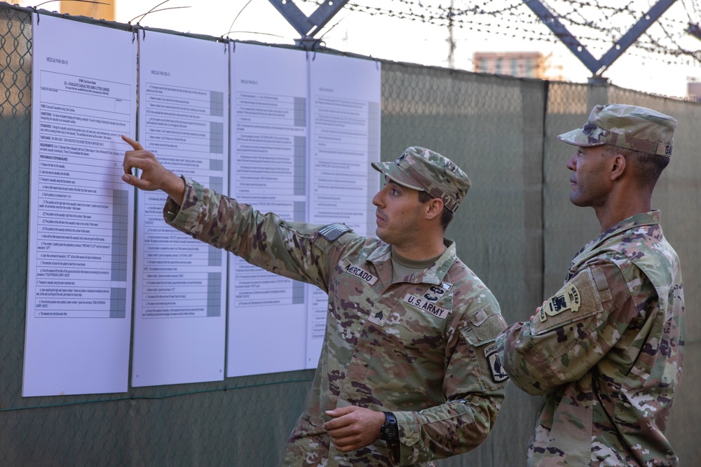 U.S. Army Maj. Gen. Andrew C. Gainey visits a lane during E3B train-up