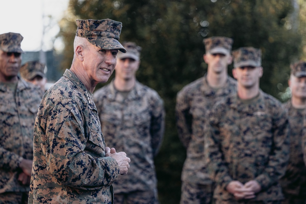 Commandant, Gen. Smith, Visits Stuttgart