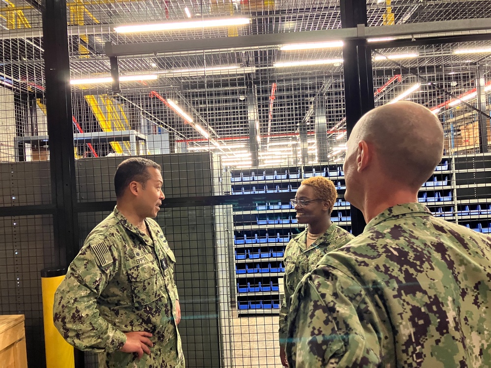 Rear Adm. Epps visits NAVSUP FLCJ for first time