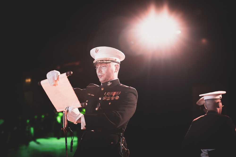 Commandant, Gen. Smith, Attends I MEF Birthday Ball