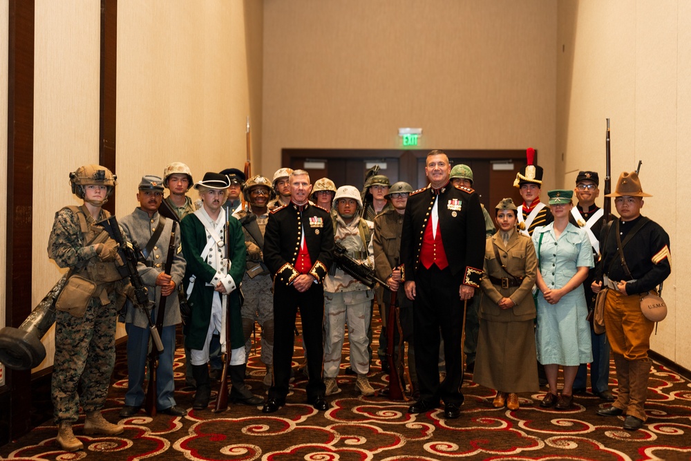 Commandant, Gen. Smith, Attends I MEF Birthday Ball